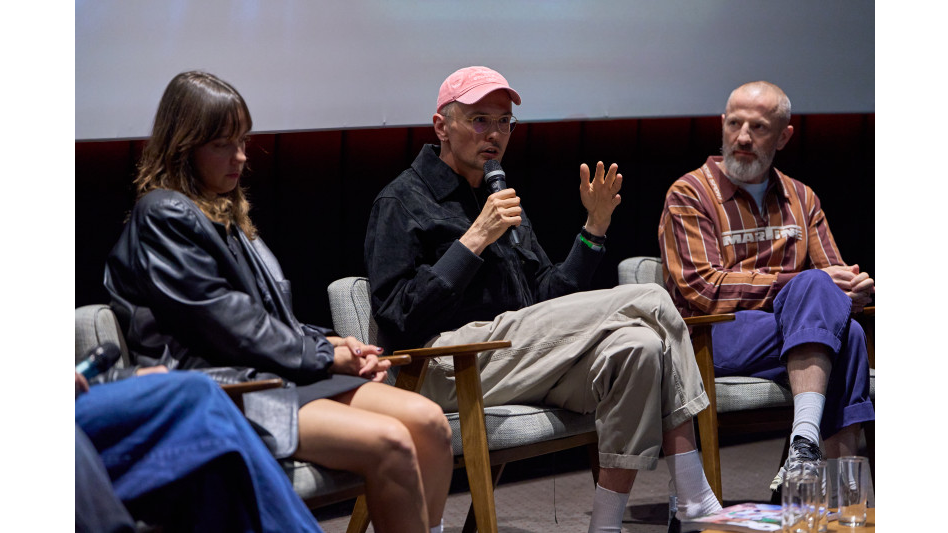 Proud | Pokaz i panel w ramach LOT Kino Letnie: W Stronę Zachodzącego Słońca!